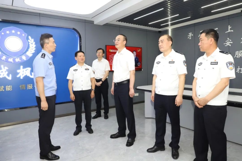 夏凤俭在济南调研指导公安工作